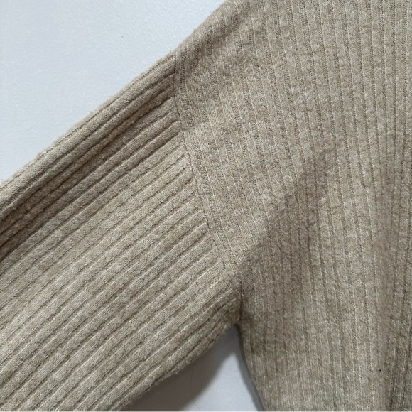 H&M cardigan medium - Picture 5 of 9